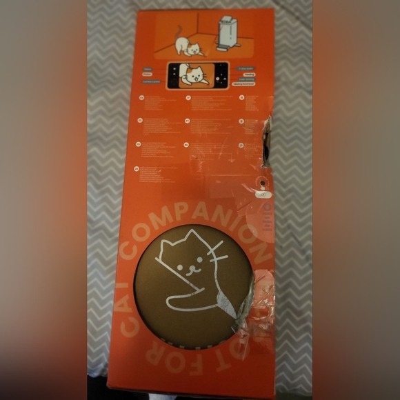 Automatic Cat Feeder - Picture 3 of 8